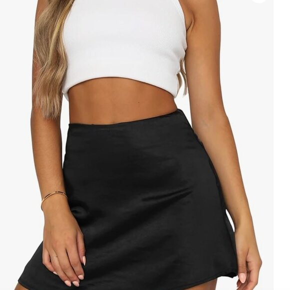 Casual Satin High Waist Zipper Mini Skirt - Picture 3 of 5